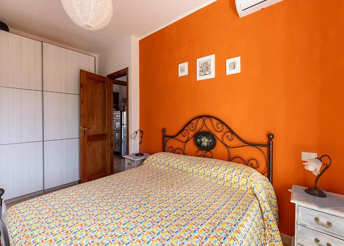With Air Conditioning And Private Terrace Apartman